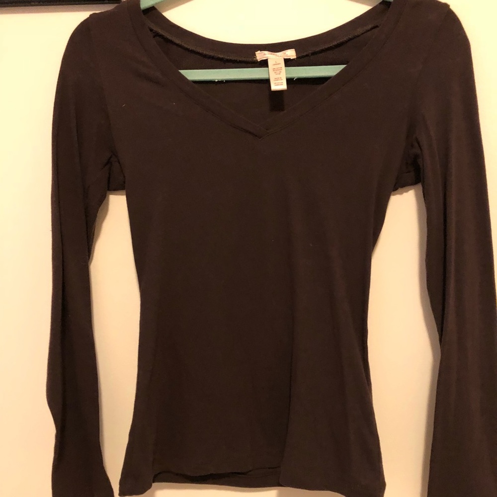 Brown v neck T-shirt